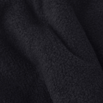 Eltern + Kind Bundle - Fleece Neckwarmer All Black mit weichem, flauschigem Gewebe, aufgenommen in Nahaufnahme, zeigt sanfte Falten des kuscheligen Textils.