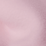 Eltern + Kind Bundle - Fleece Neckwarmer Candy Rose, weiche flauschige Oberfläche, nah aufgenommen, symbolisiert die kuschelige Wärme und den Stil von WESORA.