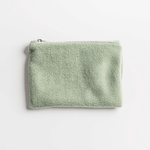 Fleece Zip Bag - Fresh Mint aus weichem Fleece-Stoff, mit silbernem Zipp-Verschluss, handgefertigt in Deutschland aus Reststoffen, ideal für Kosmetik oder Kabel.