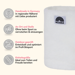 Sherpa Neckwarmer - Fluffy Cloud aus ultraweichem Sherpa-Fleece mit WESORA-Label, handgemacht in Deutschland, ideal für Sport und Outdoor-Aktivitäten.