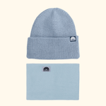 Neckwarmer & Beanie Bundle - Blue, mit WESORA-Logo, zeigt ribbed Mütze und Fleece-Halswärmer, ideal für stilvolle Winterabenteuer.