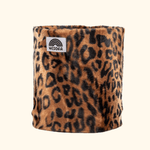 Printed Neckwarmer - Wild Leo Fur mit Leopardenmuster und WESORA-Label, handgemacht in Deutschland.