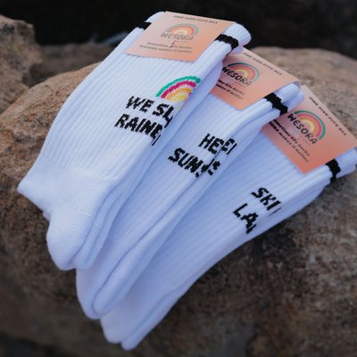 WESORA Statement Socken mit coolen Slogan aus Baumwoolle