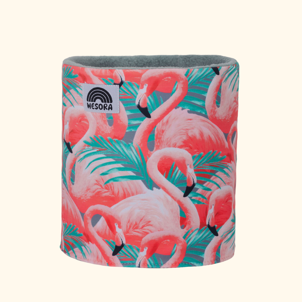 WESORA Flamingo Paradise Printed Neckwarmer in auffälligem Flamingo-Muster gefertigt aus doppellagigem Polar Fleece Produktabbildung